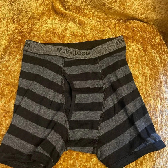Boys Fruit of the Loom boxer briefs 4 Pk - Picture 6 of 10